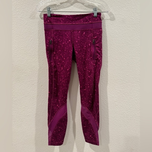 Lululemon Athletica Inspire Tight II Geo Regal Plum Ankle Cropped Leggings 4 - Picture 1 of 16